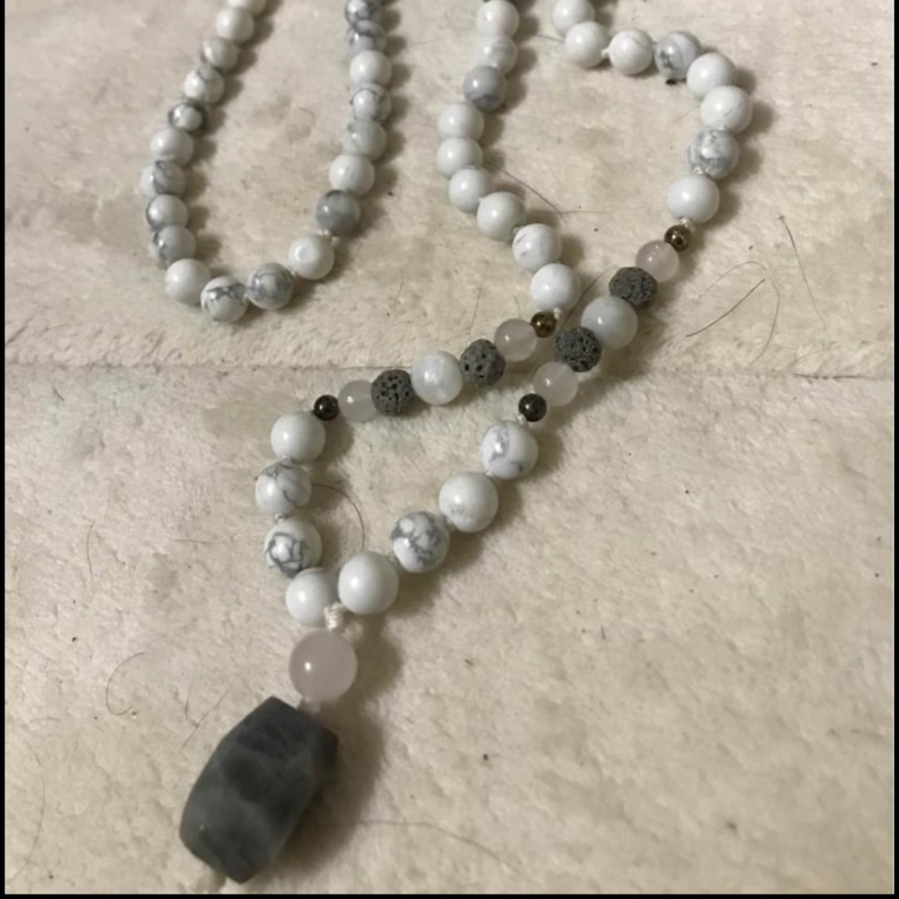 Hand knotted mala 108 stones. Amazing quality. White, grey and pink stones.